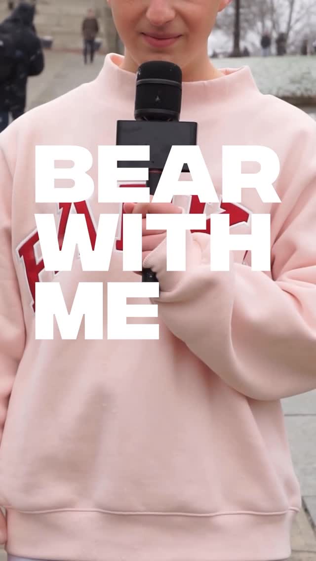 Can you guest our surprise celebrity guest host?

First episode of Bear With Me 